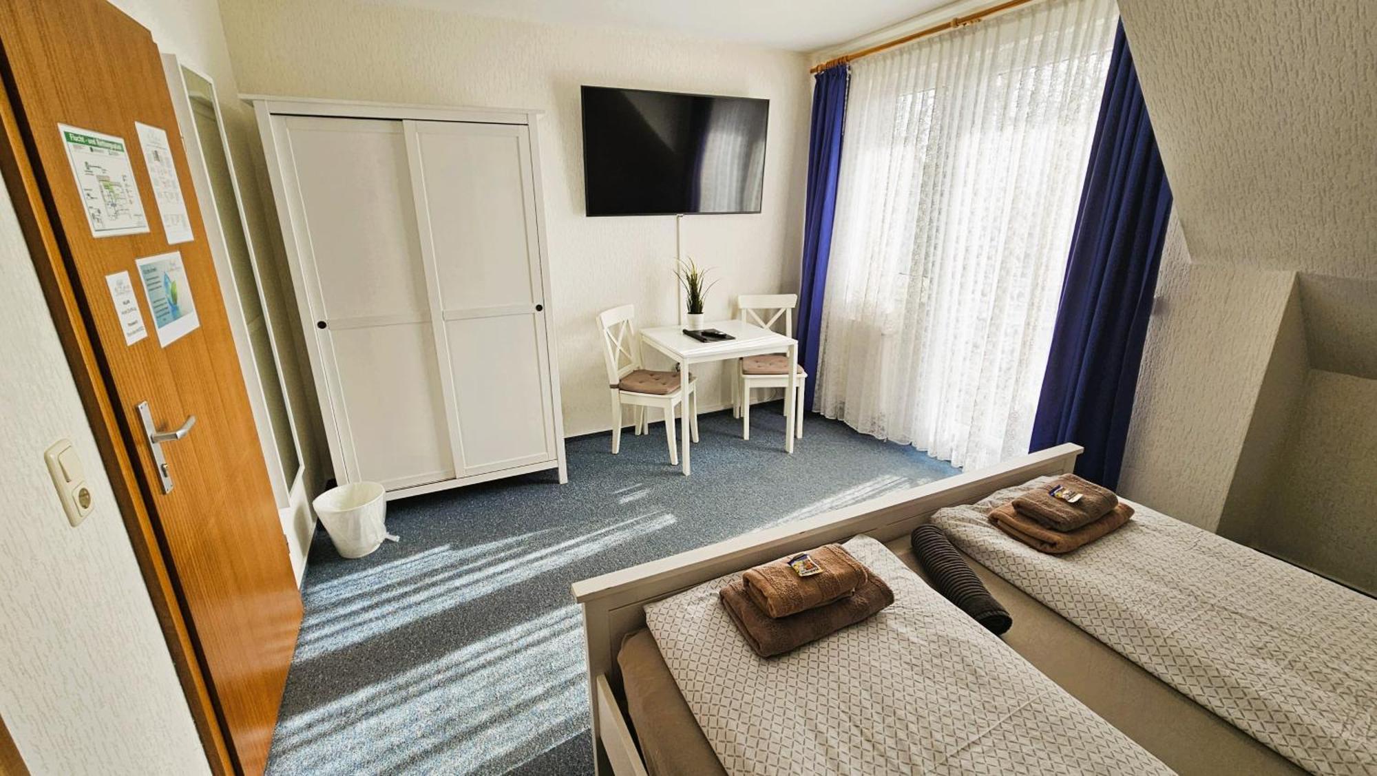 Hotel Dorfkrug Buesum Room photo